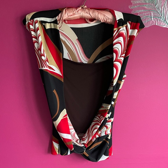 Moa Moa Tops - ➰Abstract Festive Top➰